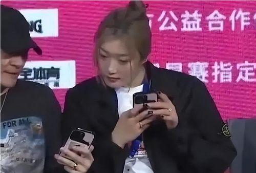 王小磊妻子爆料视频,揭秘夫妻关系背后的真相 第3张 王小磊妻子爆料视频,揭秘夫妻关系背后的真相 第3张